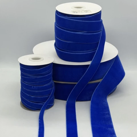 Стрічка оксамитова