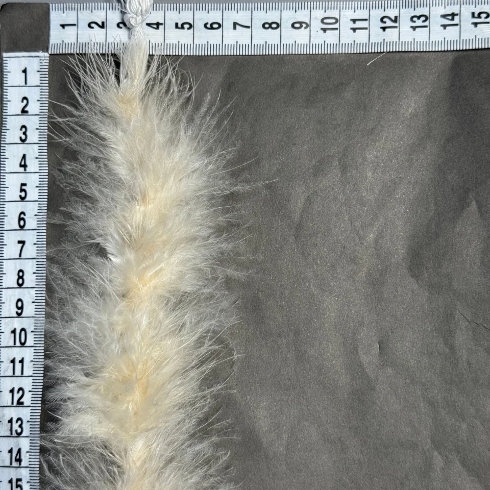 Пір'я боа 16 гр. (2 метра), 11 молочний