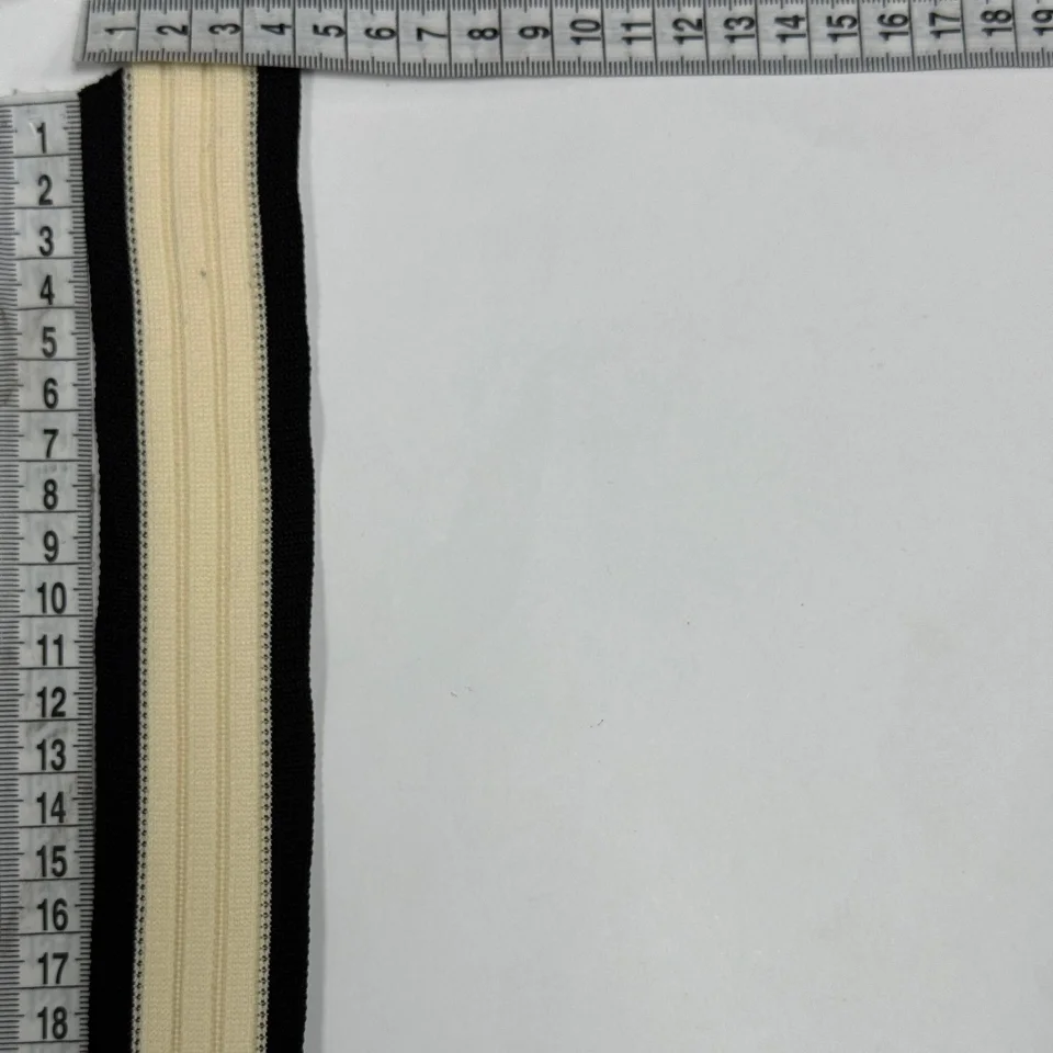 Лампас трикотажний D#4 4 см (50 м), C:5 молочний+чорний