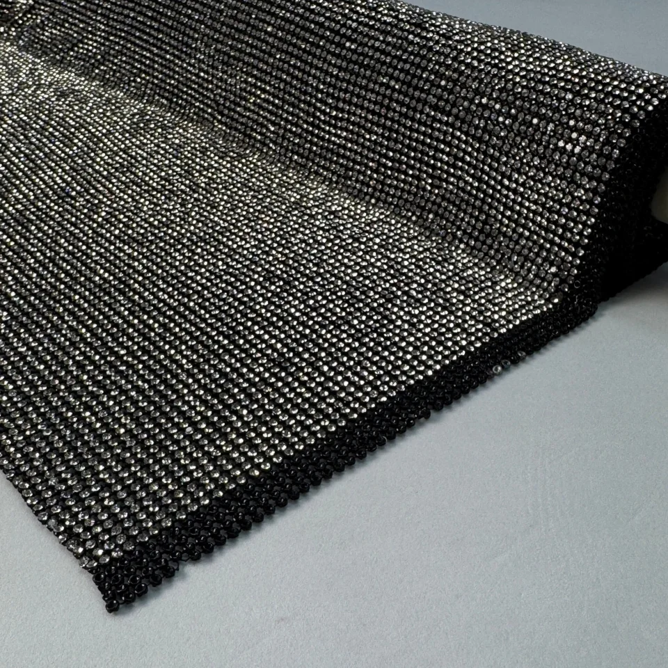 Стрази полотно пришив (36*120 см), чорний+білий BLACK+WHITE