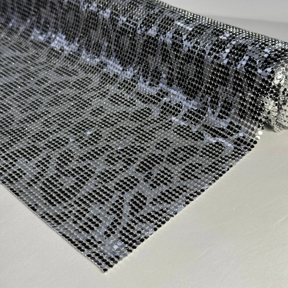 Стрази полотно пришив леопард (45*155 см), срібло