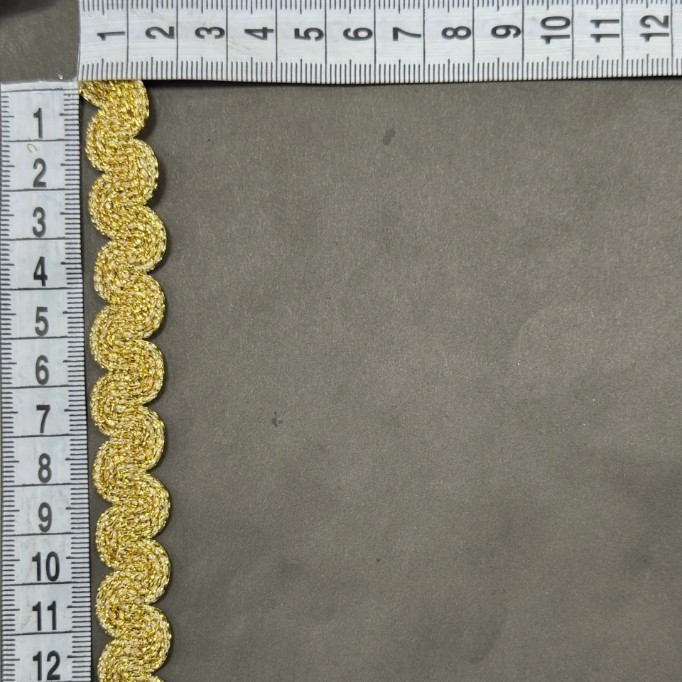 Тасьма люрекс 13-15850 (20 ярдів/18,28 м.), золото