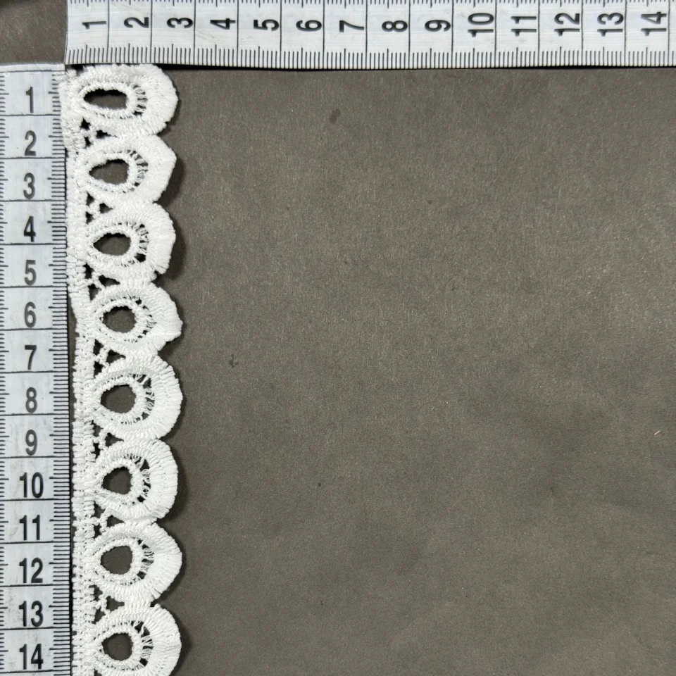 Мереживо поліестер 8860 2,5 см. (15 ярдів/13.5 м.), білий