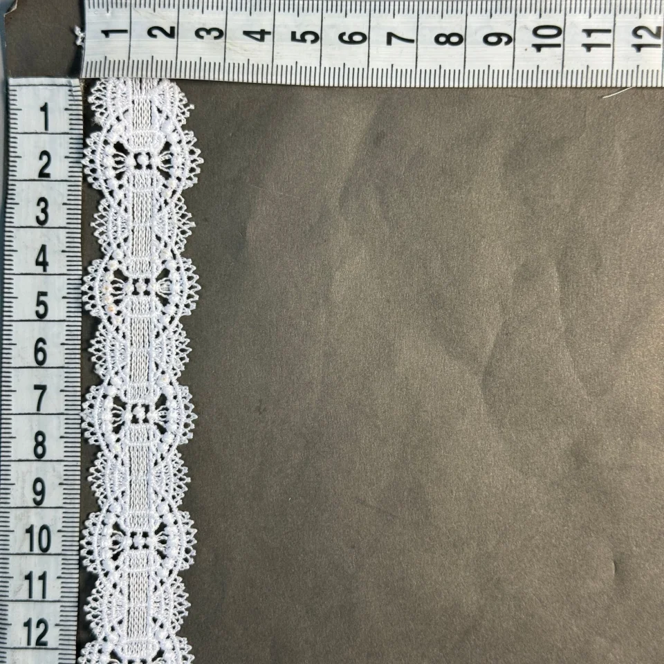 Мереживо поліестер ВВ104089 2,5 см.(30 ярдів/27.3 м.), білий