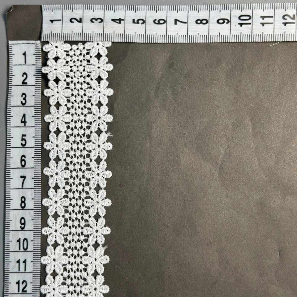 Кружево полиэстер ВВ103518а 3 см.(30 ярдов/27.3 м.), теплый белый