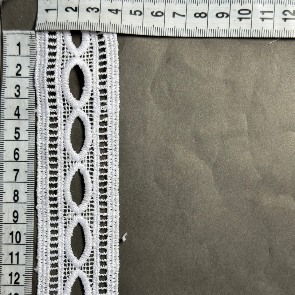 Мереживо поліестер ВВ103289 4 см.(15 ярдів/13.5 м.), білий