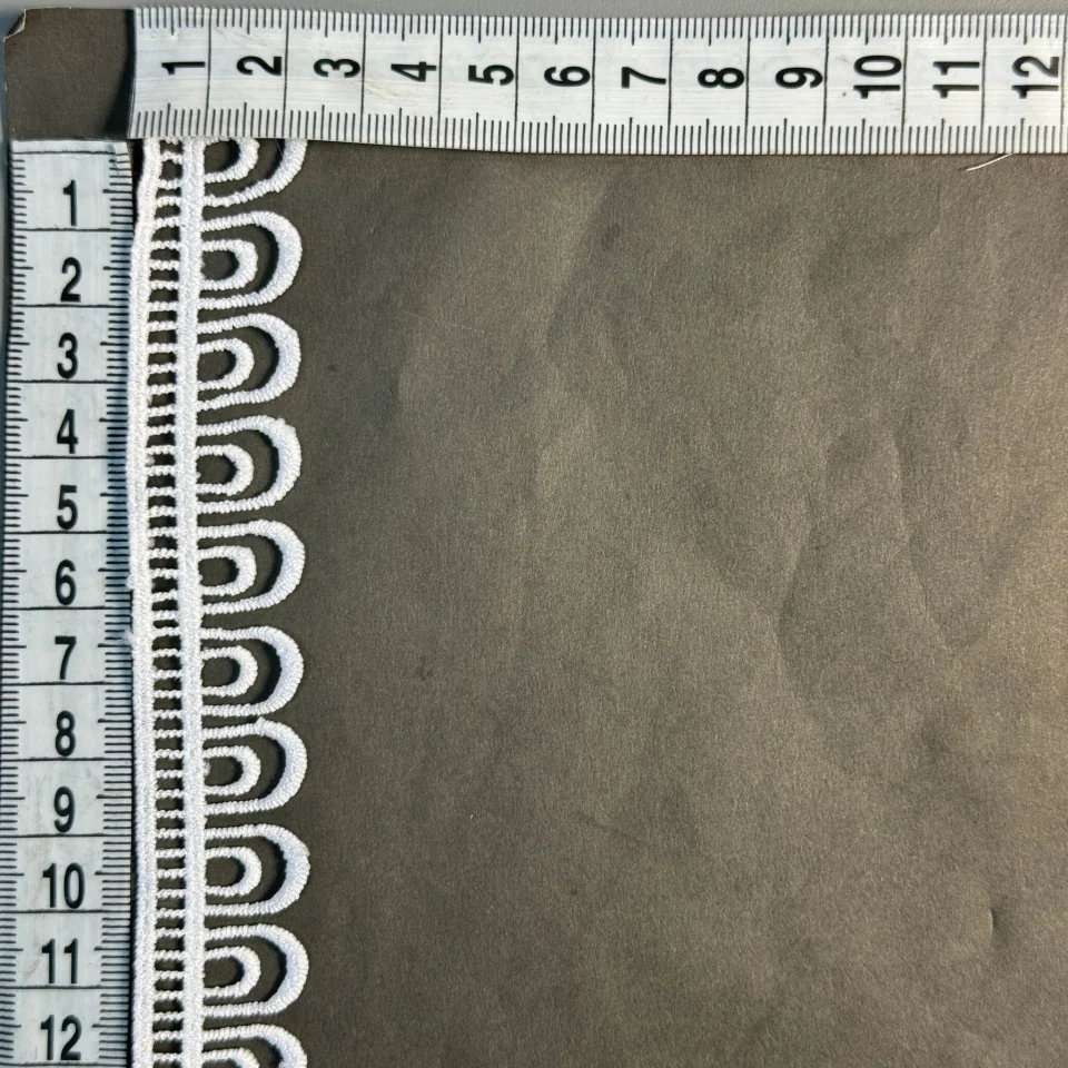 Кружево полиэстер ВВ104788 2,5 см.(30 ярдов/27.3 м.), белый