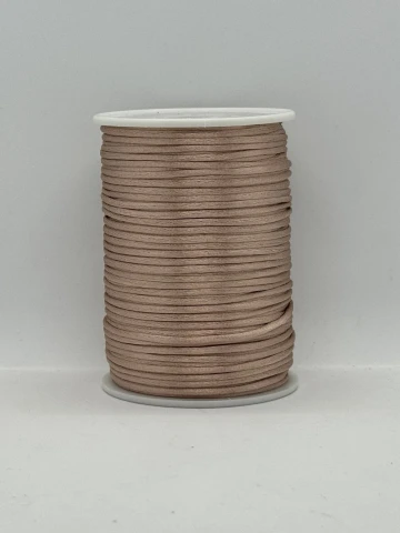 Атласная корсетная тесьма 2.3 мм (100 ярдов/91,44 м.), 102 мокко