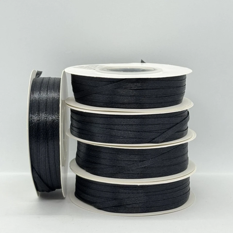 Стрічка атласна 0.3 см (5*100 ярдів), чорний