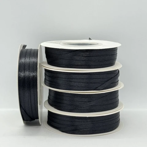 Стрічка атласна 0.3 см (5*100 ярдів), чорний