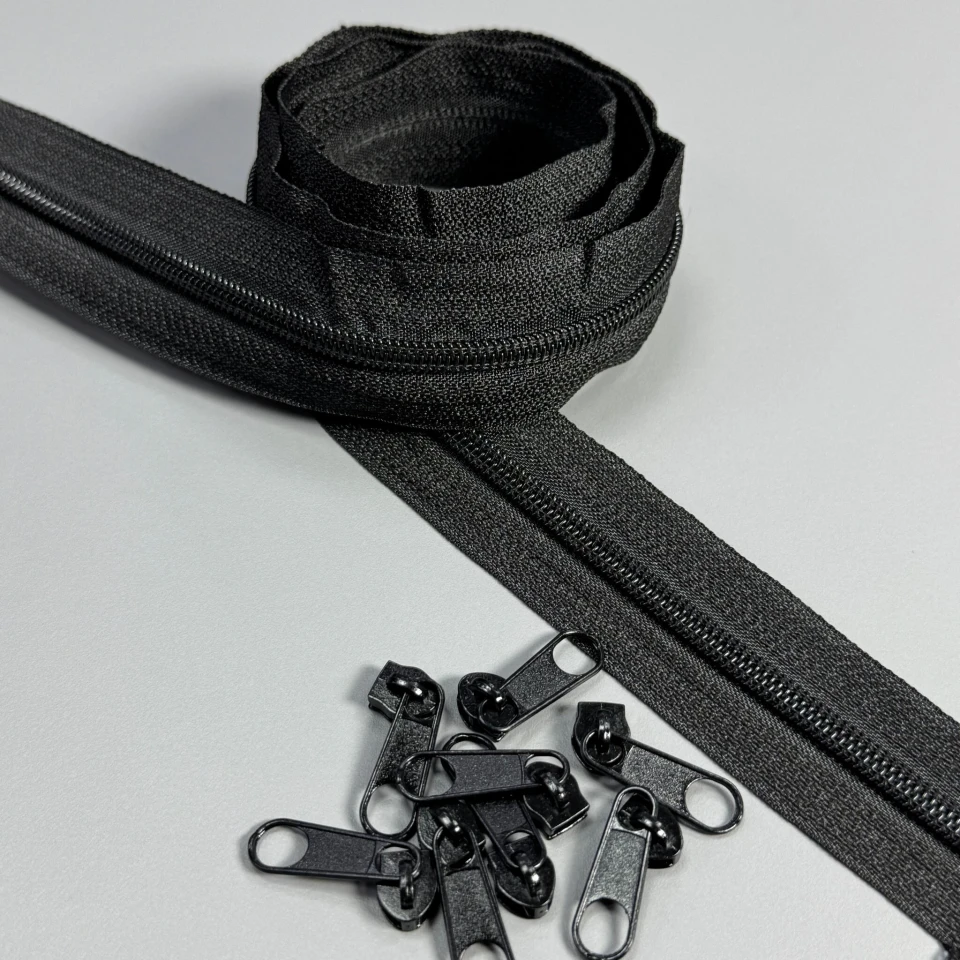 Блискавка в рулоні Т5 (100 ярдів/ 91,44 м.), чорний