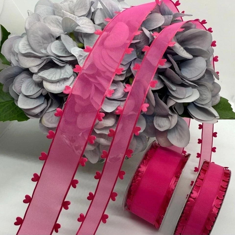 Стрічка декоративна з сердечками 4 см (5*20 ярдів/18,28 м.), малиновий