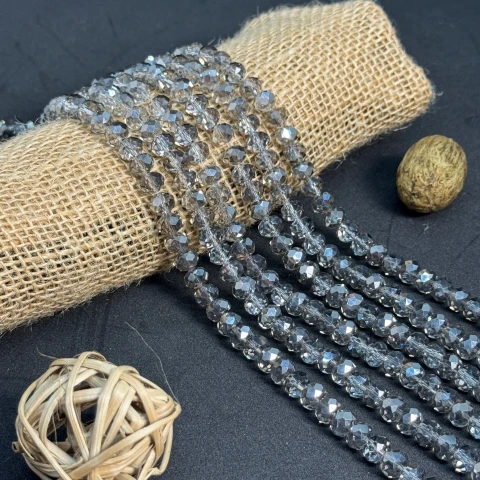 Хрусталь на нитці 8 мм (10*63 шт.), М094 бежевий