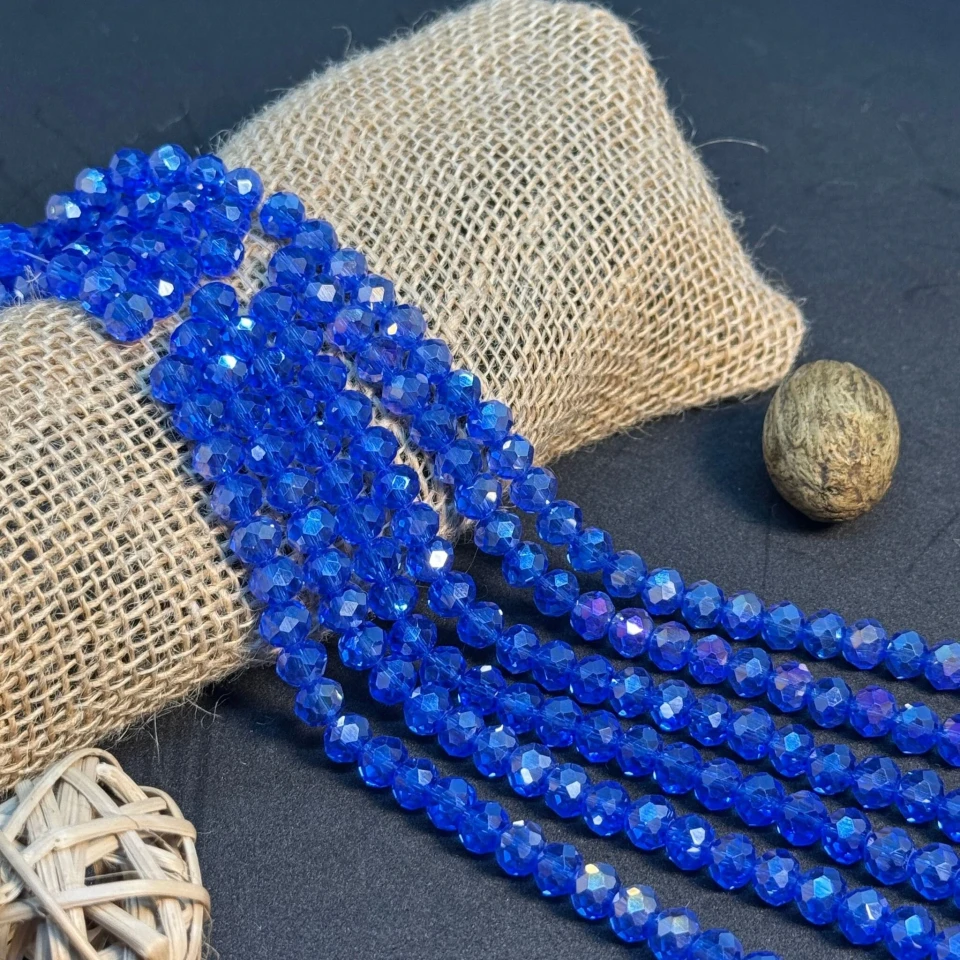 Хрусталь на нитці 8 мм (10*63 шт.), М152 блакитний