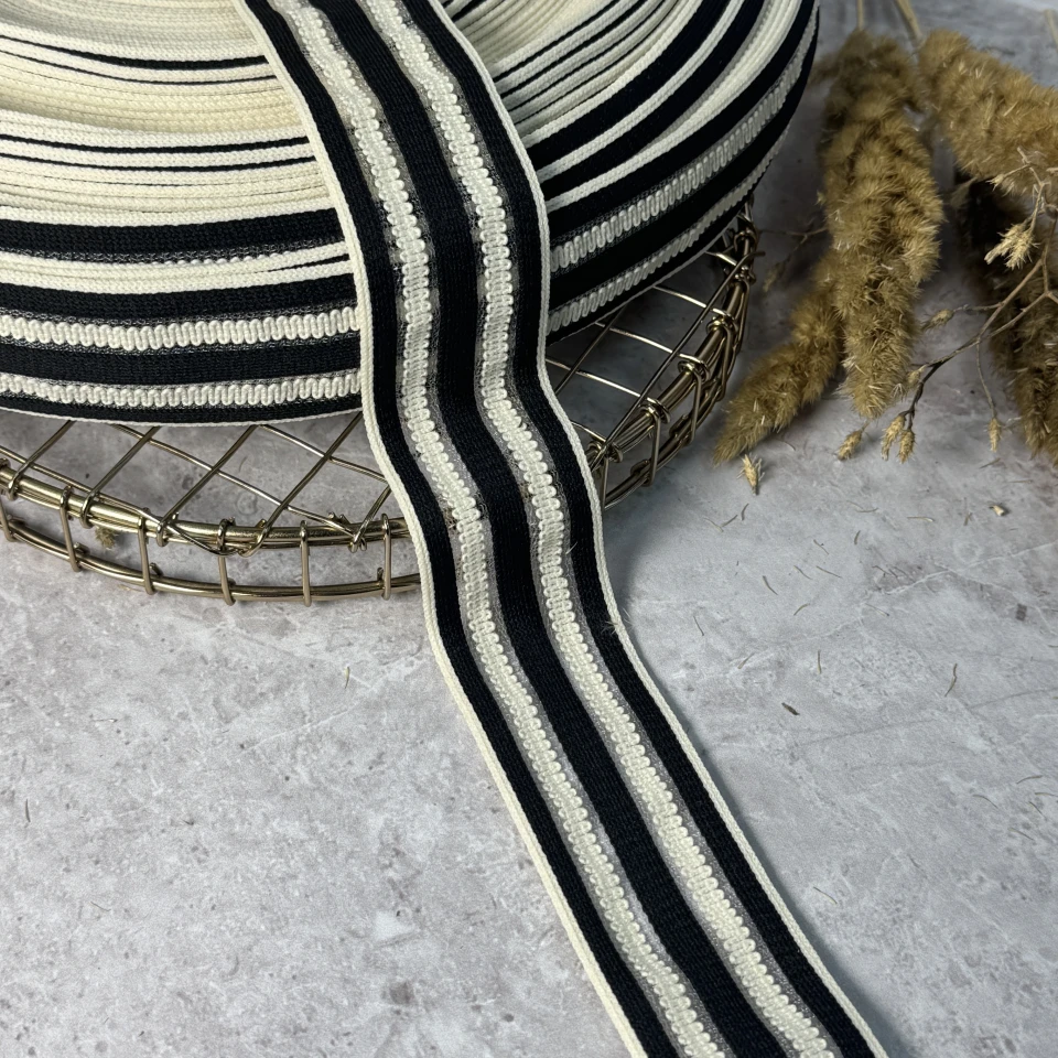 Лампас трикотажний 4 см «зіг-заг»(50 м), чорний+молочний