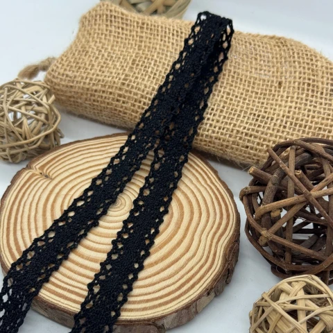 Мереживо макраме 8311 2 см. (300 ярдів/274,3 м.), чорний