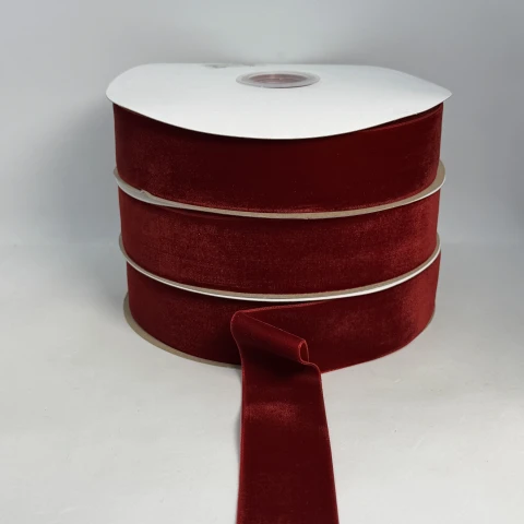 Стрічка оксамит 3.8 см (25 ярдів/22,75 м.), 42 темний червоний
