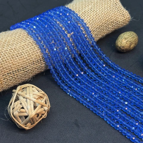 Хрусталь на нитці 6 мм (10*83 шт.), М152 блакитний