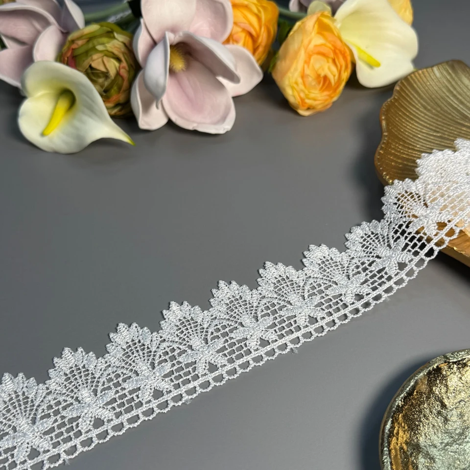 Кружево полиэстер ВВ104789а 5,5 см.(15 ярдов/13.5 м.), теплый белый