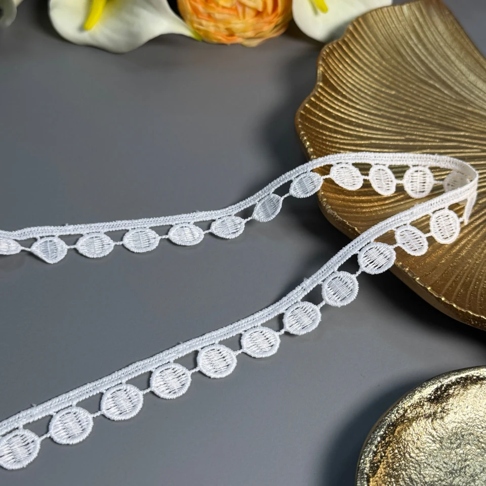 Кружево полиэстер ВВ104785 2 см.(30 ярдов/27.3 м.), теплый белый