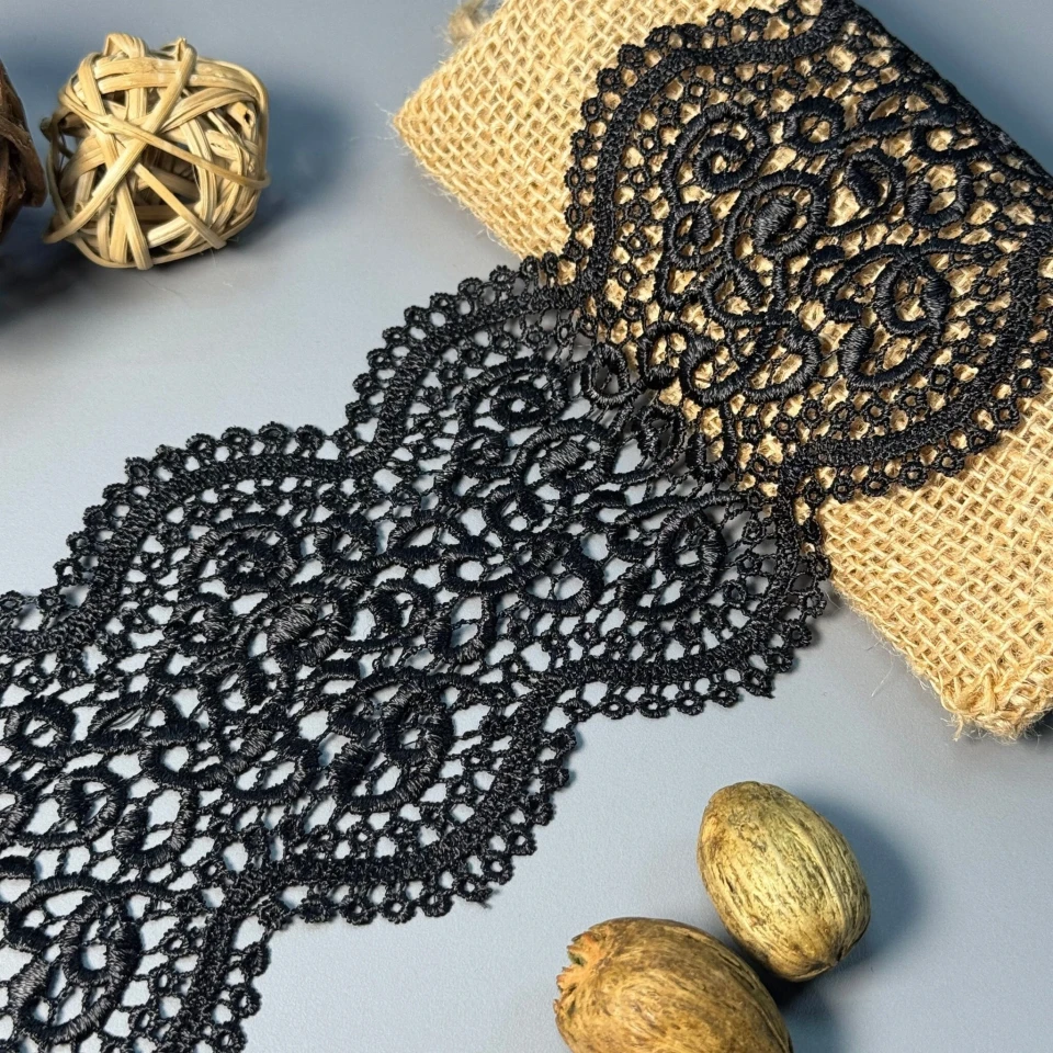 Кружево полиэстер 37 11 см.(20-22 метров), черный (22 метра)