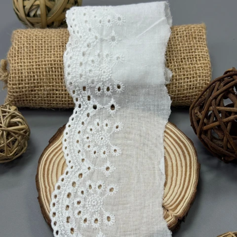 Мереживо прошва  8105 7,5 см.(30 ярдів/27,4 м.), білий