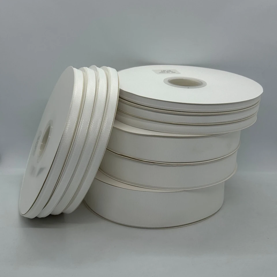 Стрічка репс 1 см (25*100 ярд/ 91 м.), 1042 айворі