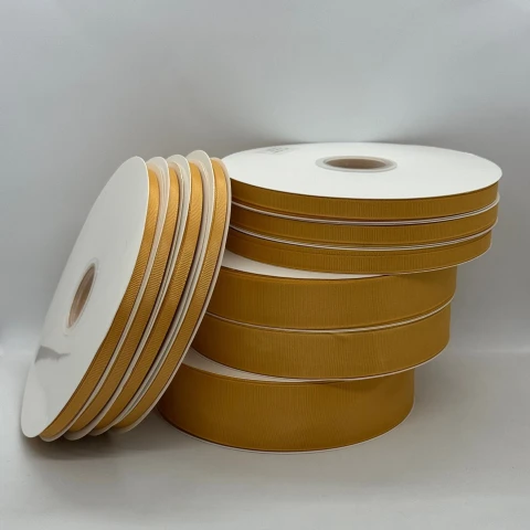 Стрічка репс 2,5 см (12*100 ярдів/91 м.), 1157 абрикосовий