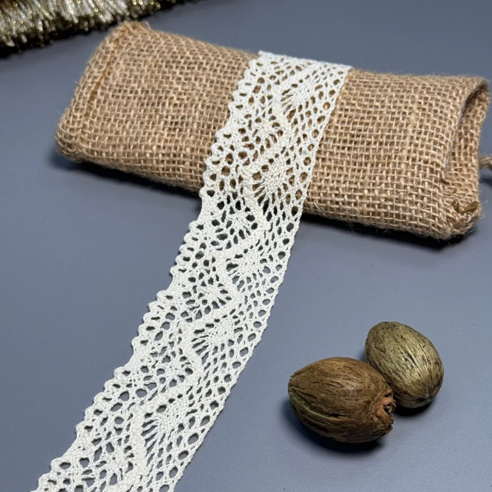 Мереживо макраме 5669 4 см (200 ярдів/182,8 м), бежевий