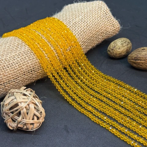 Хрусталь на нитці 4 мм (10*113 шт.), М010 жовтий