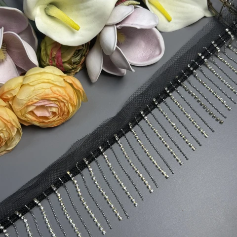 Бахрома з камінням та кульками 6 см (25 м), чорний