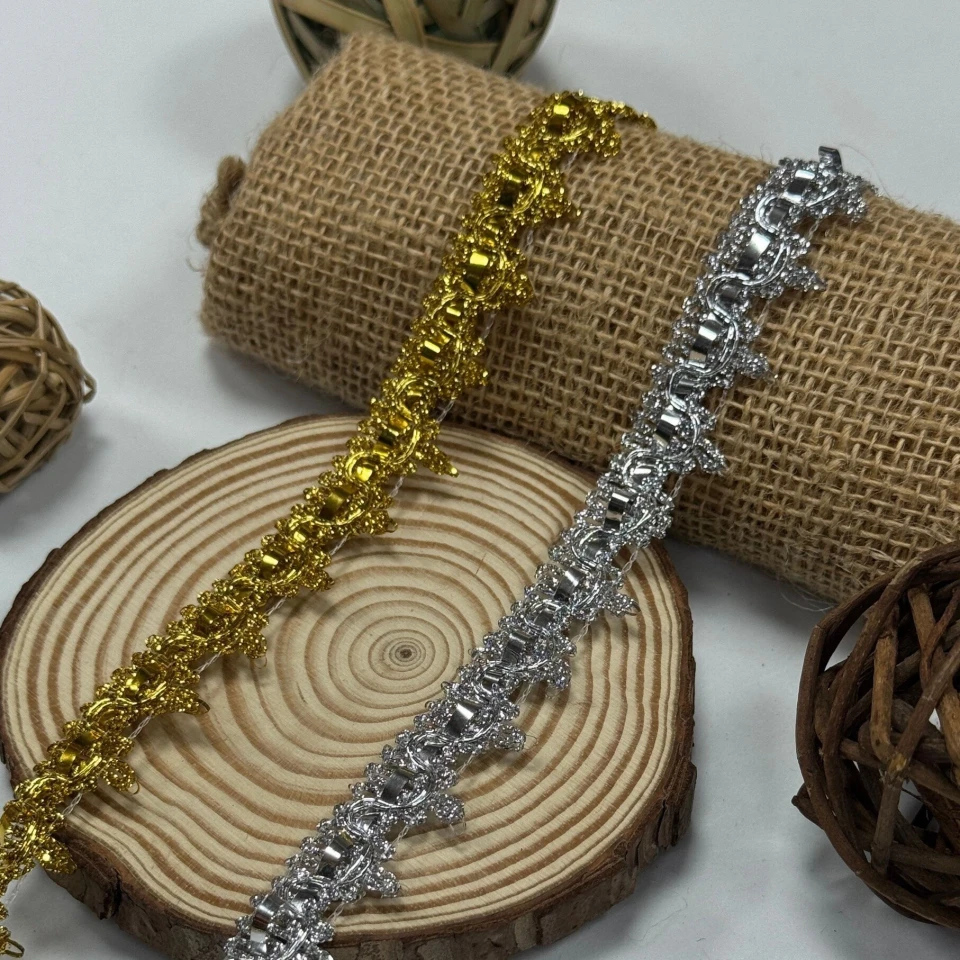 Тасьма люрекс 10601 (20 ярдів/18,28 м.), золото