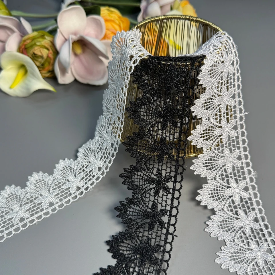 Мереживо поліестер ВВ104789а 5,5 см.(15 ярдів/13.5 м.), білий