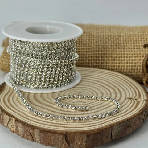 Цепі камні на бабінах ss 10 2.8 мм (10 ярдів/9,14 м.), срібло