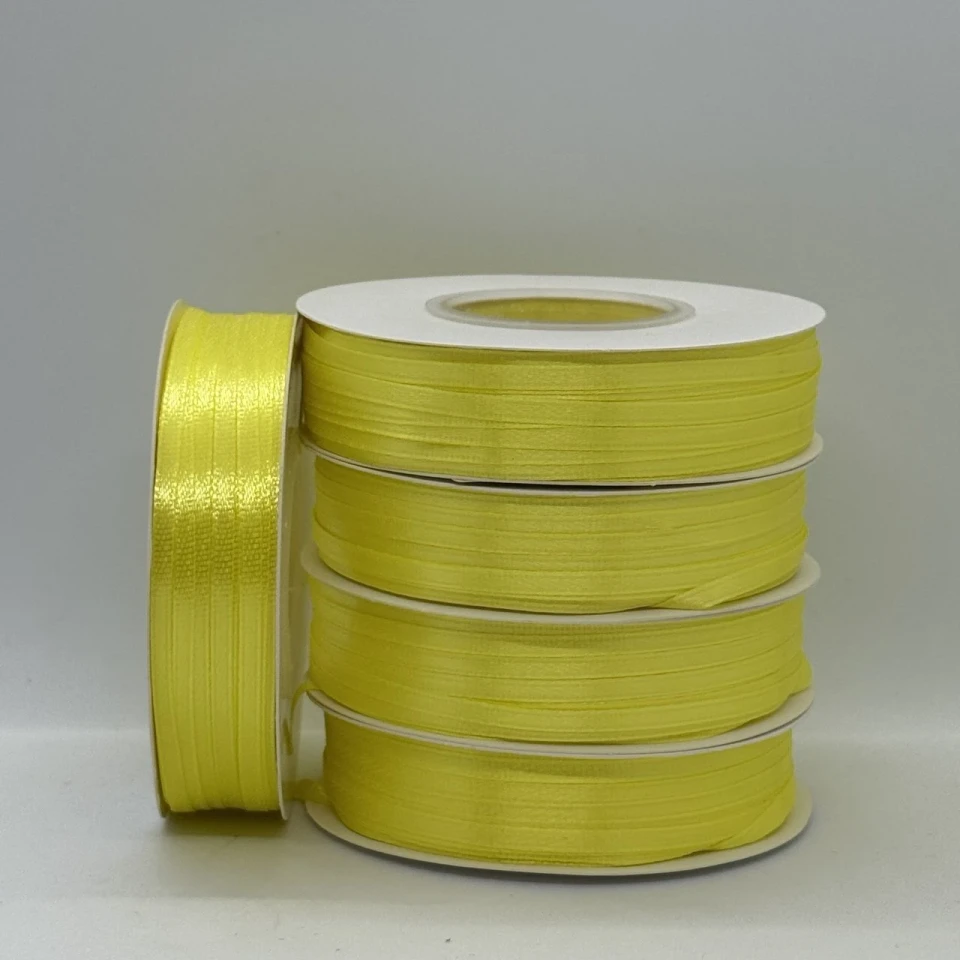 Стрічка атласна 0.3 см (5*100 ярдів), 143 жовтий