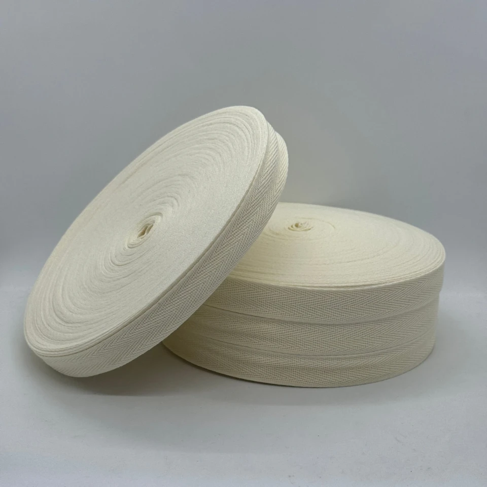 Стрічка кіпер 2 см (20) (40м.), 2005 темно молочний