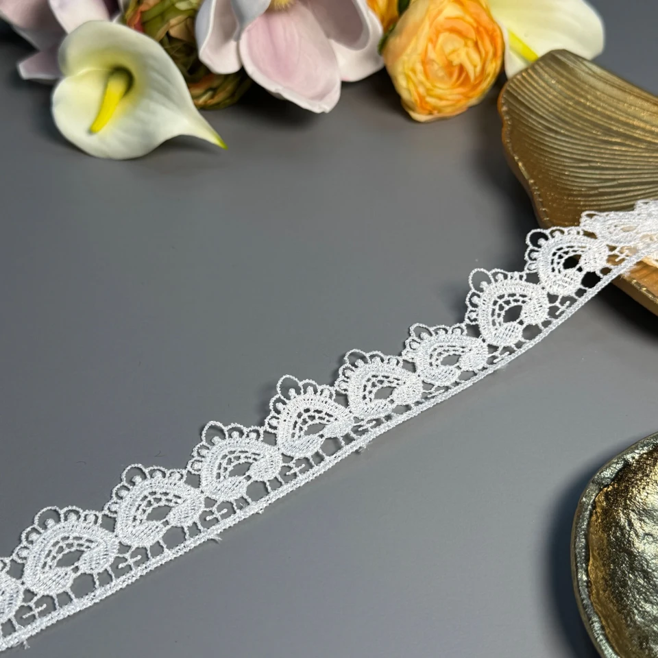 Кружево полиэстер ВВ0162 3,5 см.(30 ярдов/27.3 м.), теплый белый