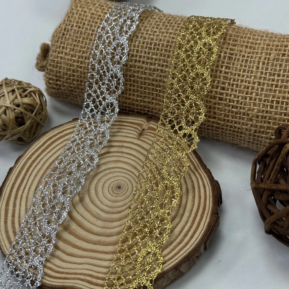 Тасьма люрекс 13-10453 (20 ярдів/18,28 м.), золото