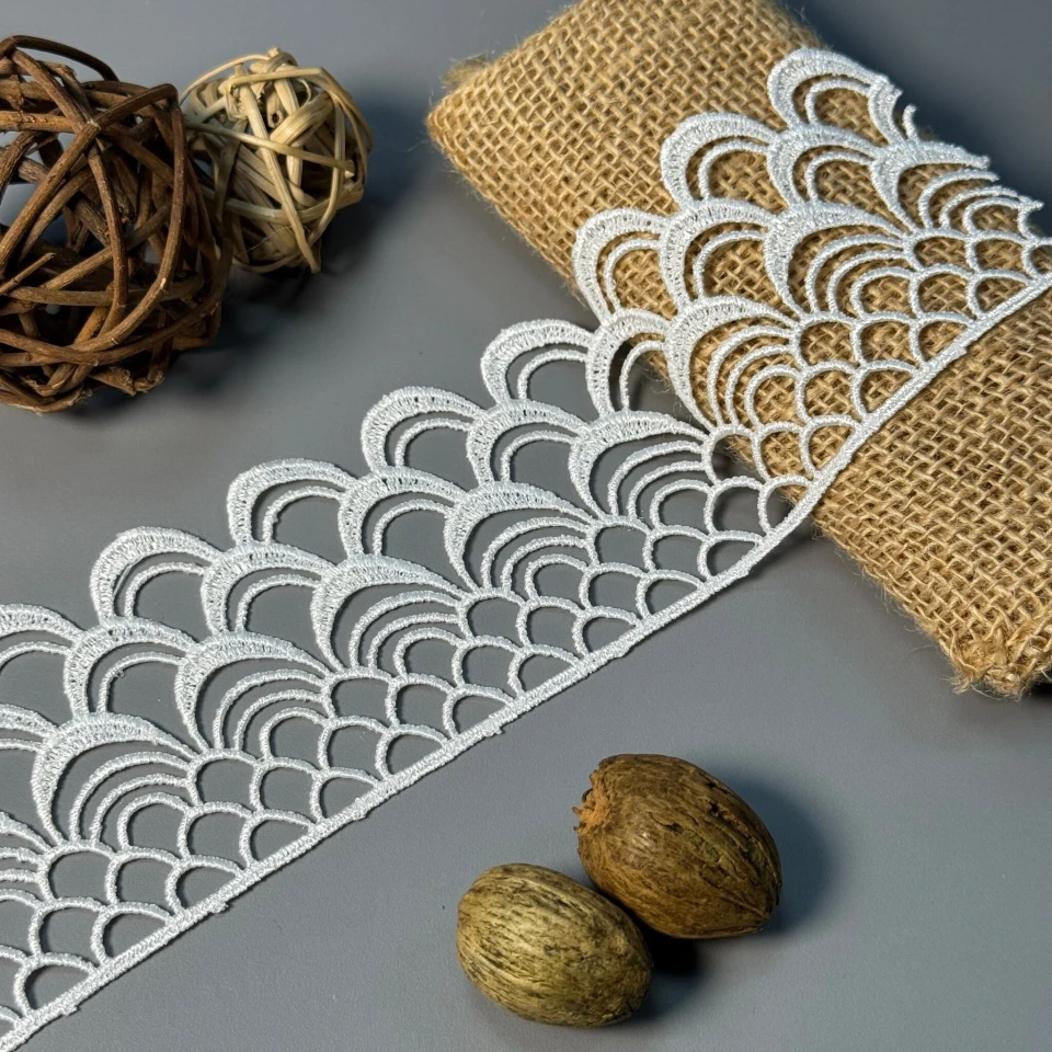 Мереживо поліестер 221 7 см.(19.5 метрів), молочний