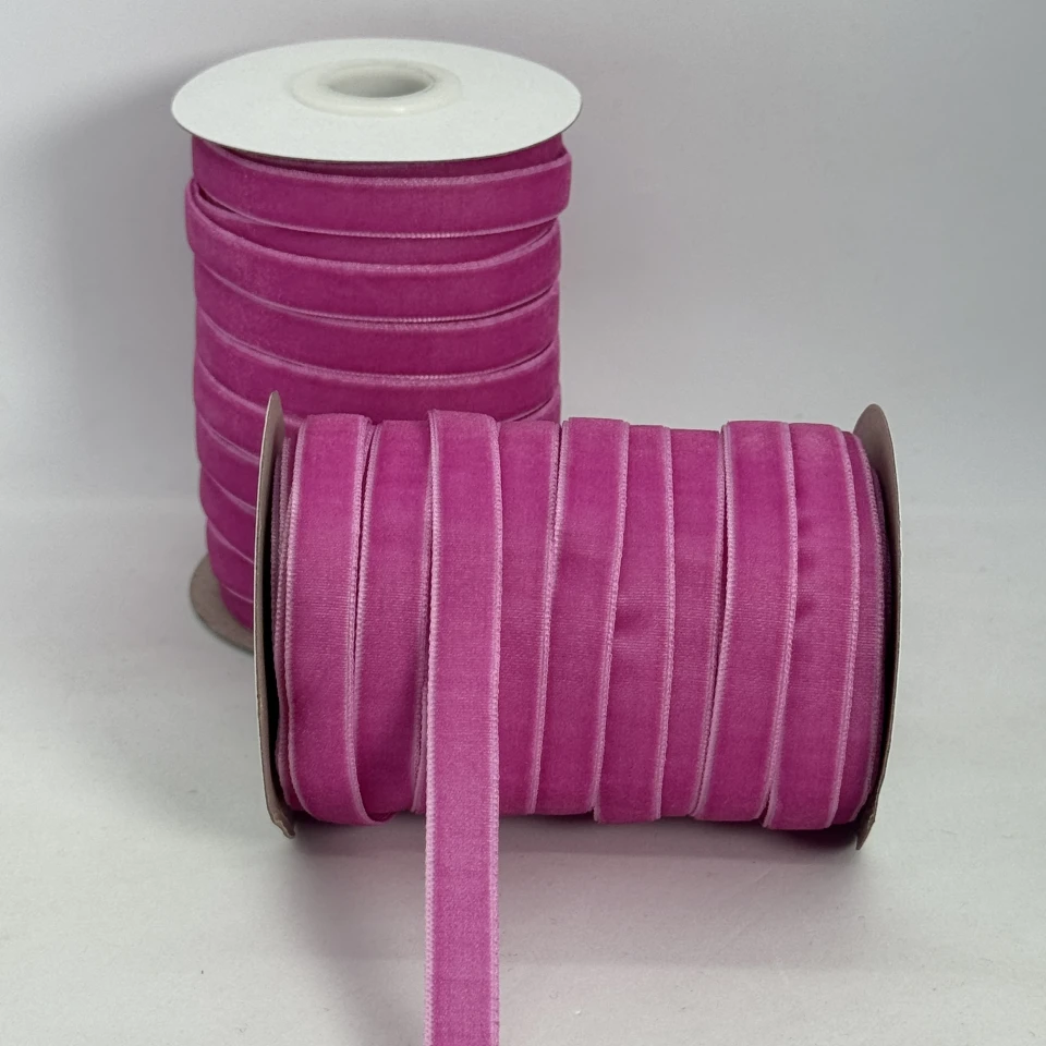 Стрічка оксамит 1 см (25 ярдів/22,75 м.), 82 малиновий