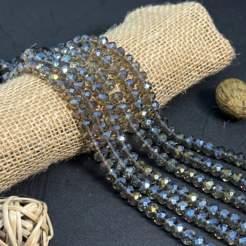 Хрусталь на нитці 8 мм (10*63 шт.), М139 світлий бежевий