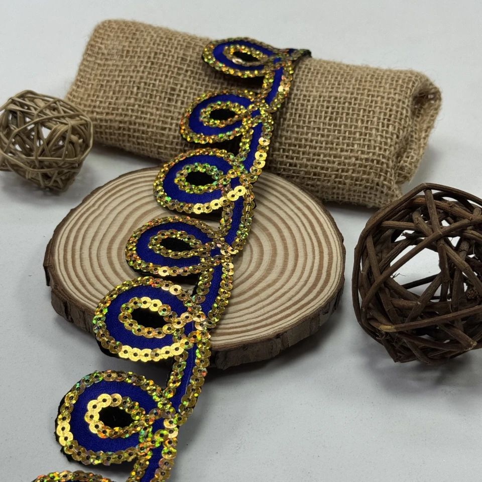 Тасьма клейова люрекс  8193 (4.8 м), електрик