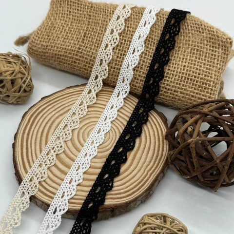 Мереживо макраме 8371 1 см.(300 ярдів/274,3 м.), білий