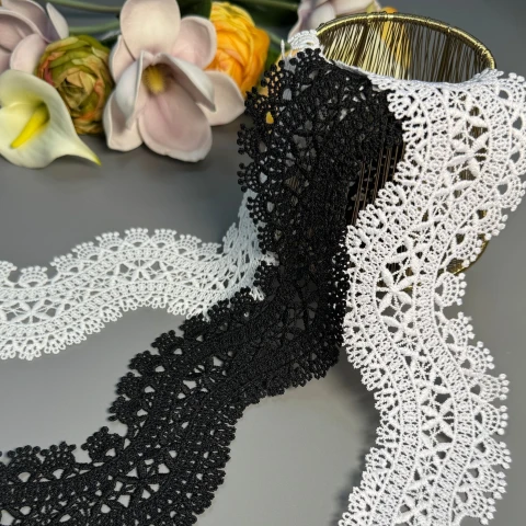 Мереживо поліестер ВВ402361 8,5 см.(15 ярдів/13.5 м.), білий