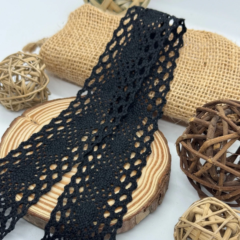 Мереживо макраме 8021 4 см (200 ярдів/182,8 м.), чорний
