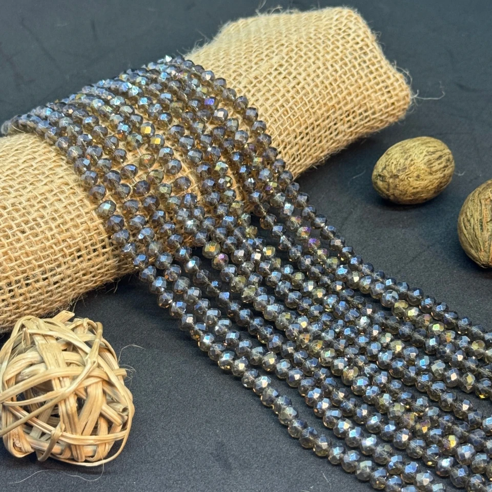 Хрусталь на нитці 6 мм (10*83 шт.), М139 світлий бежевий