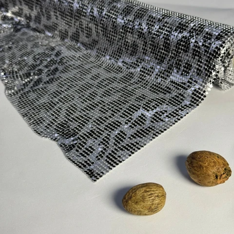 Стрази полотно пришив леопард (45*155 см), срібло