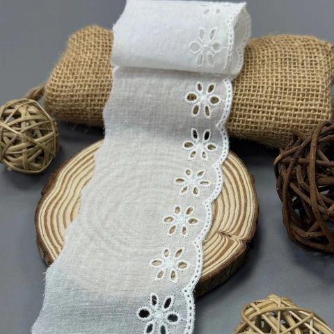 Мереживо прошва 5100 7 см.(150 ярдів/137,16 м.), білий