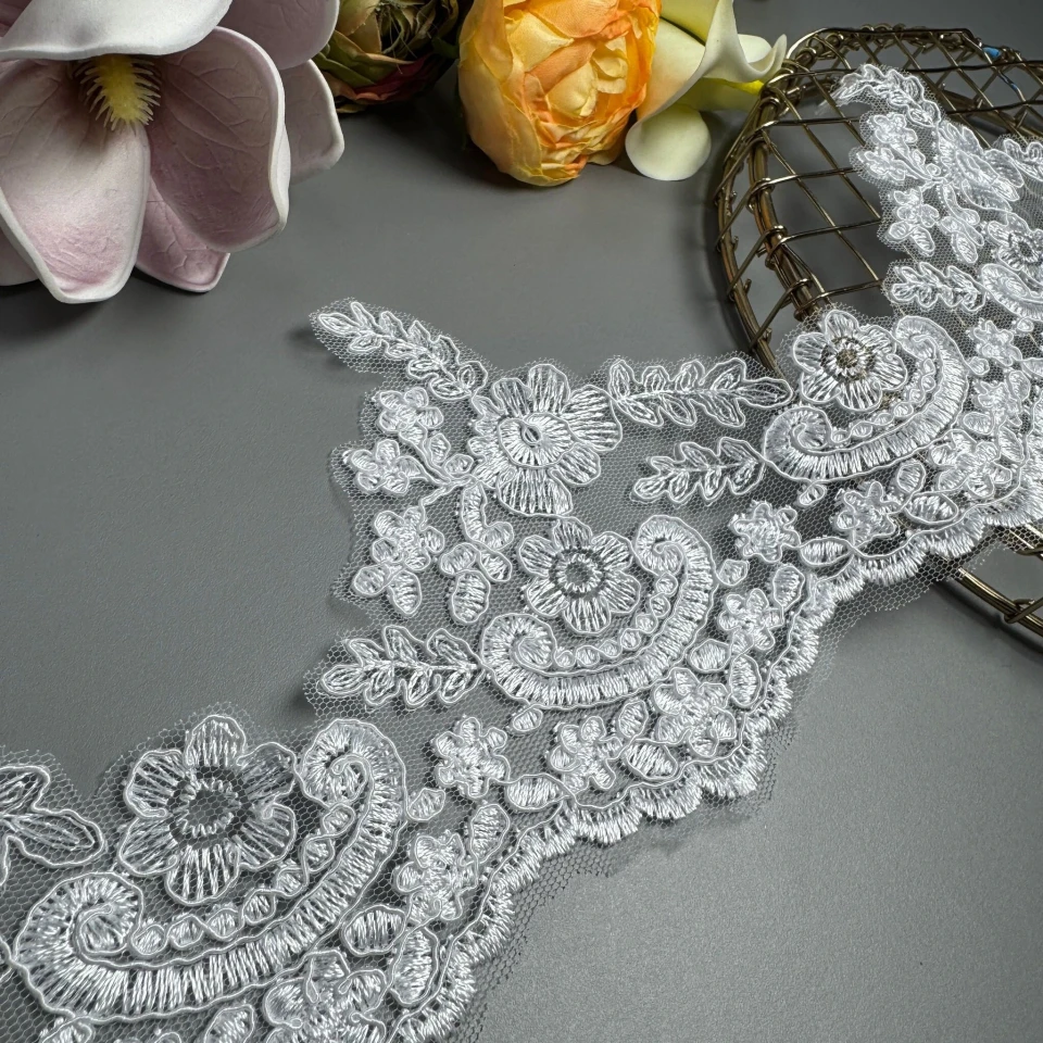 Мережево з кордовую ниткою Т600009 12 см.(16 ярдів/14.6 м.), білий