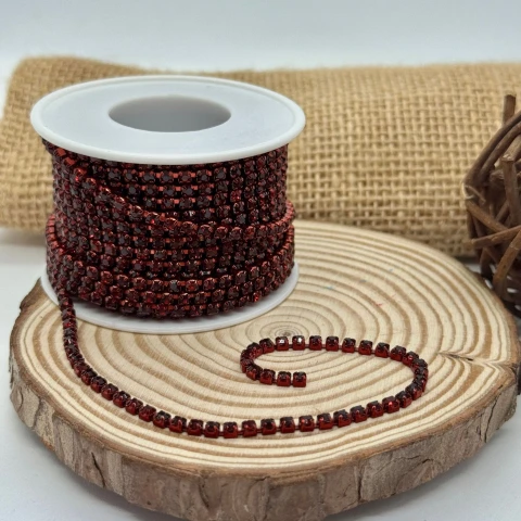 Цепи камни на бабинах ss 12 3 мм (10 ярдов), бордовый